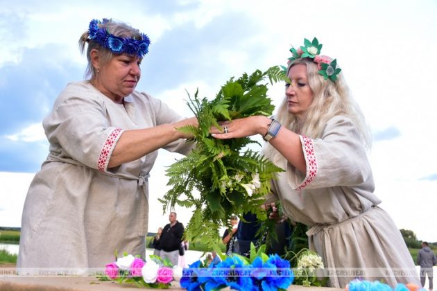 В Кричеве Купальскую ночь встретили песнями и танцами у воды