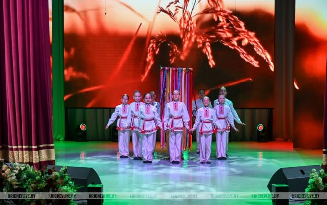В Кричеве прошел праздничный концерт «Беларусь – это МЫ»