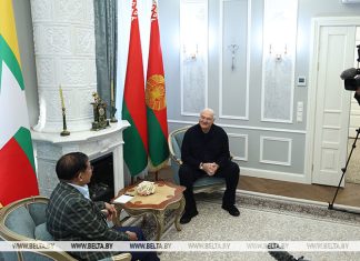 Лукашенко о неформальных переговорах с Президентом Мьянмы: обсудили все направления сотрудничества Лукашенко о неформальных переговорах с Президентом Мьянмы: обсудили все направления сотрудничества