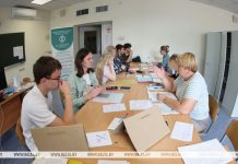 Конкурс — полтора человека на место. Каковы итоги подачи документов в вузы на платные места Конкурс - полтора человека на место. Каковы итоги подачи документов в вузы на платные места