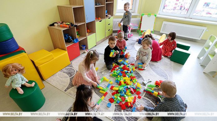 В детсадах Беларуси увеличат количество групп для детей до двух лет В детсадах Беларуси увеличат количество групп для детей до двух лет
