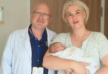 Рожала 15 раз без наркоза и только от одного мужа: 41-летняя россиянка шокировала опытных акушеров Рожала 15 раз без наркоза и только от одного мужа: 41-летняя россиянка шокировала опытных акушеров