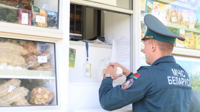 Кричевские спасатели напомнили жителям Бельского сельсовета о безопасности Кричевские спасатели напомнили жителям Бельского сельсовета о безопасности
