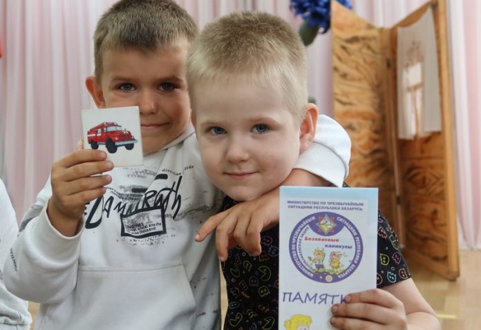 Кричевские дошколята учатся основам безопасности