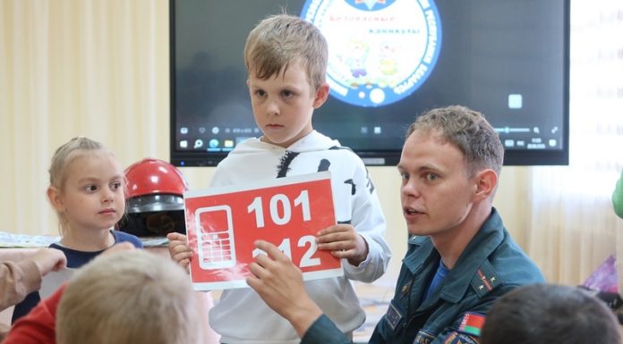 Как объяснить ребенку, что огонь опасен? Спасатели Кричевщины знают ответ Как объяснить ребенку, что огонь опасен? Спасатели Кричевщины знают ответ