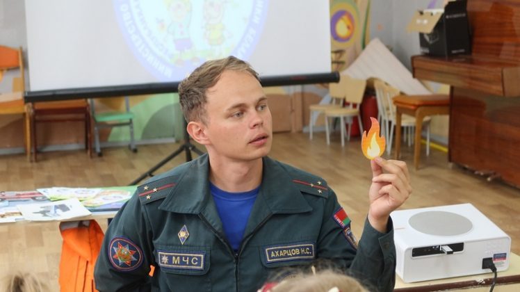 Кричевские дошколята учатся основам безопасности