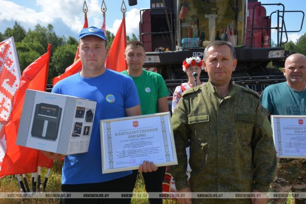 В КСУП «Малятичи-АГРО» поздравили сразу четверых тысячников