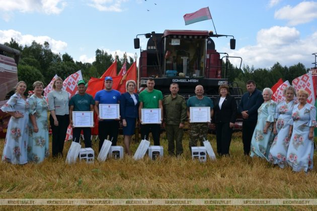 В КСУП «Малятичи-АГРО» поздравили сразу четверых тысячников