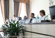 66,8% от всех расходов районного бюджета направлены на социальную сферу 66,8% от всех расходов районного бюджета направлены на социальную сферу