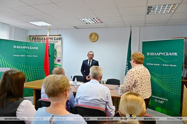 Вопросы экологической культуры обсудил с трудовым коллективом председатель Кричевского райисполкома Алексей Шарай