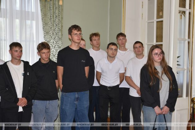 Молодые специалисты Кричевщины посетили дворец Потемкина