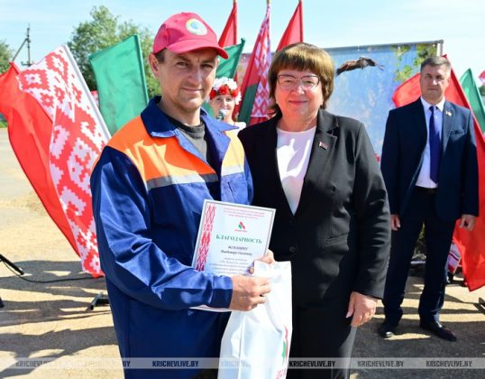 3000 тонн за плечами: чествование передовиков в СПК «Колхоз им. Суворова»