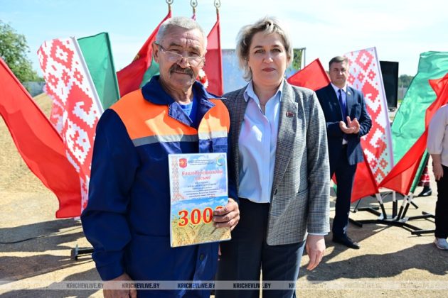 3000 тонн за плечами: чествование передовиков в СПК «Колхоз им. Суворова»