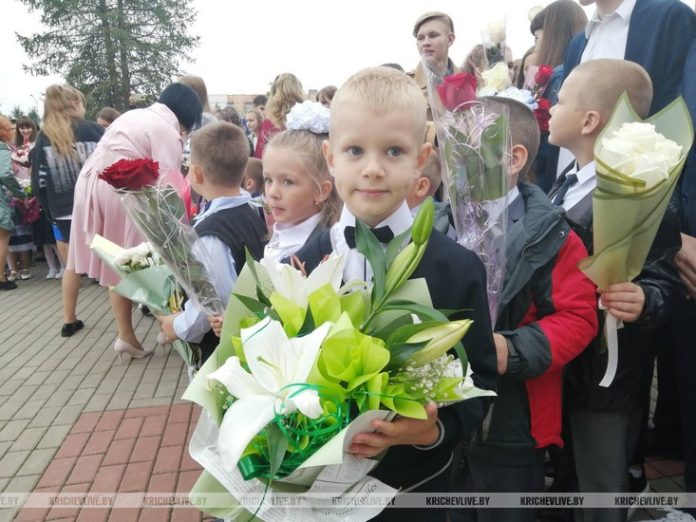 Начало учебного года: сколько учеников сядут за парты на Кричевщине