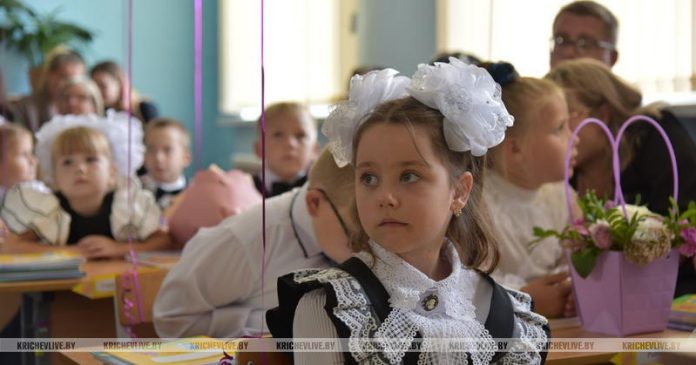Узнали, на какую тему проведут первый урок в школах Кричевщины Узнали, на какую тему проведут первый урок в школах Кричевщины