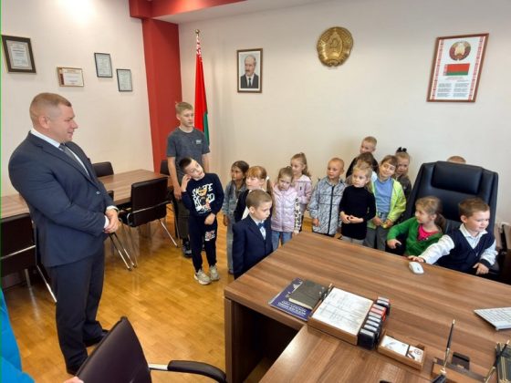 На ОАО «Кричевцементношифер» провели акцию для детей работников «Здравствуй, школа!»
