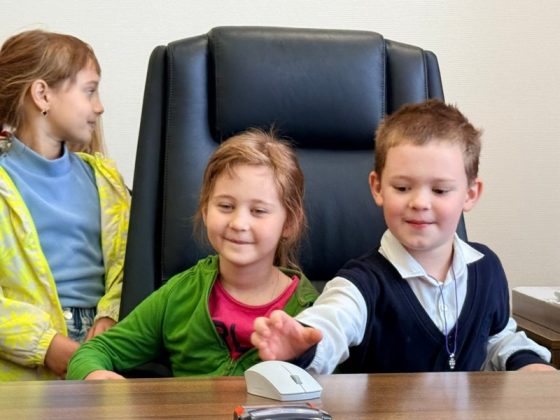 На ОАО «Кричевцементношифер» провели акцию для детей работников «Здравствуй, школа!»