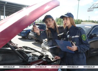 Лукашенко: белорусские таможенники решают поставленные задачи на самом высоком уровне