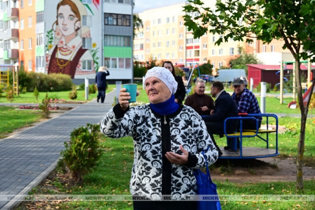 В Кричеве прошел праздник двора «По-соседски»