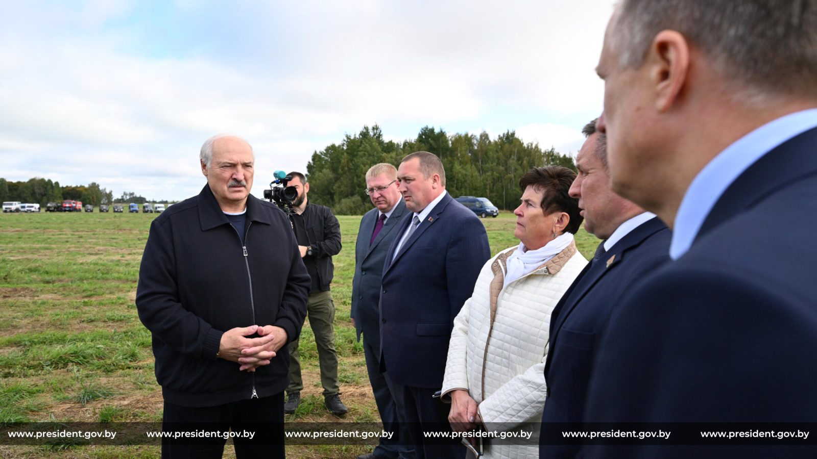 Президент Беларуси совершил рабочую поездку в Шкловский район Могилевской области