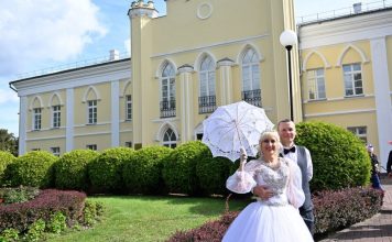 В Кричеве прошел потемкинский осенний бал В Кричеве прошел потемкинский осенний бал