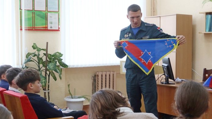 «Молодежь за безопасность» в Кричеве: школьникам рассказали о БМООСП «Молодежь за безопасность» в Кричеве: школьникам рассказали о БМООСП