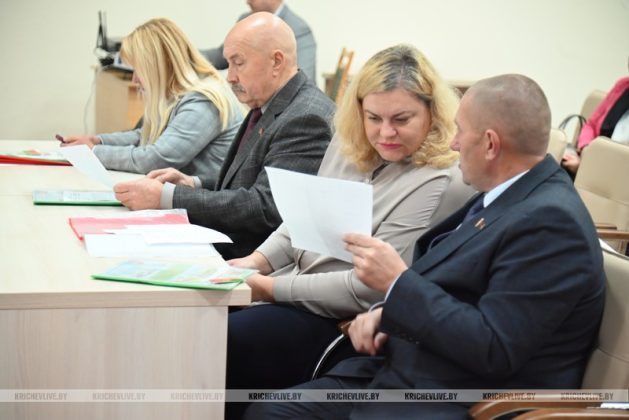 Узнали, куда депутаты направили деньги, заработанные на районном субботнике