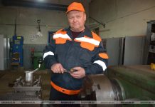 Более четверти века у станка: как кричевлянин Александр Абышкин нашел свое призвание Более четверти века у станка: как кричевлянин Александр Абышкин нашел свое призвание