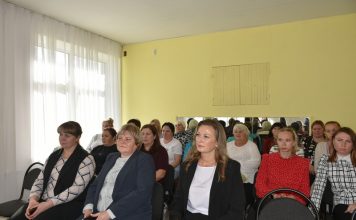Ирина Прудникова обсудила с педагогами традиционные семейные ценности Ирина Прудникова обсудили с педагогами традиционные семейные ценности