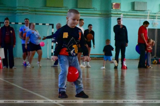 В Кричеве прошел спортивный праздник «Здоровые родители, здоровая семья»