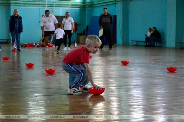 В Кричеве прошел спортивный праздник «Здоровые родители, здоровая семья»