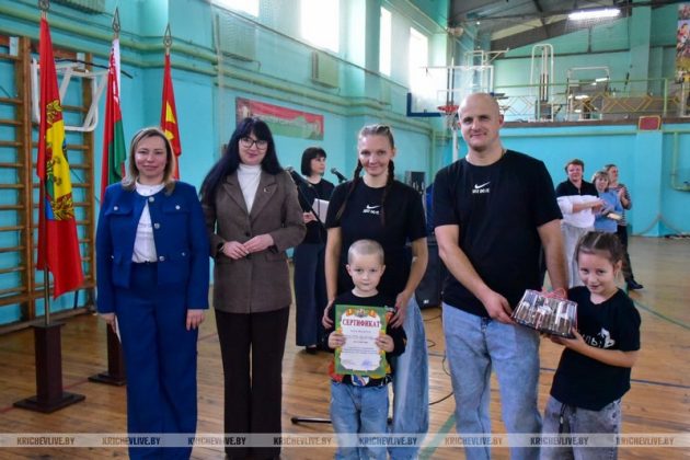 В Кричеве прошел спортивный праздник «Здоровые родители, здоровая семья»