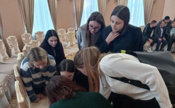 Опыт и молодость в одной команде: в Кричеве прошел необычный квест для педагогов Опыт и молодость в одной команде: в Кричеве прошел необычный квест для педагогов