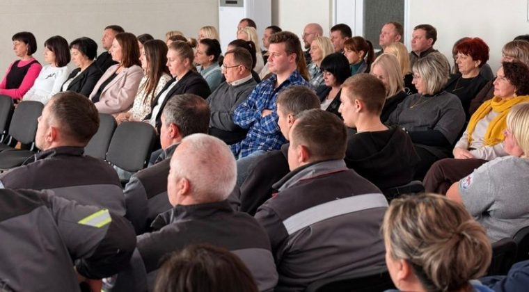 Прокурор Кричевского района напомнил цементникам о правилах безопасности перед зимой