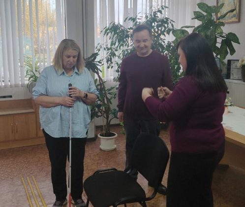 В Кричевском РЦСОН прошел тренинг по оказанию помощи людям с нарушением зрения