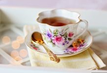 Какие чаи пить осенью, чтобы не болеть: 3 полезных варианта Какие чаи пить осенью, чтобы не болеть: 3 полезных варианта